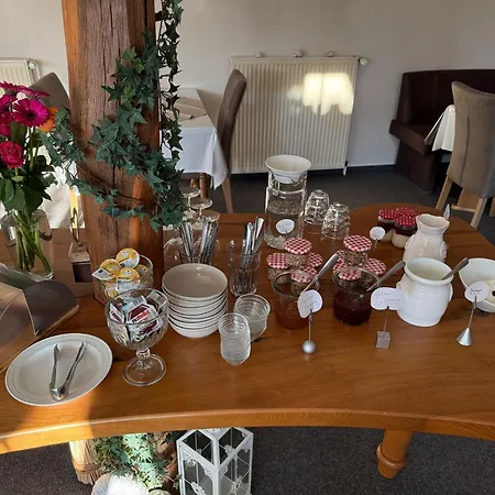 Fruehstueckspension Haus Friederike 招待所 丹加斯特